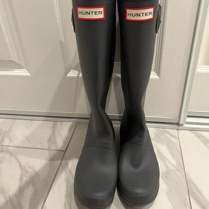 Hunter Tall Rain Boots Size-7